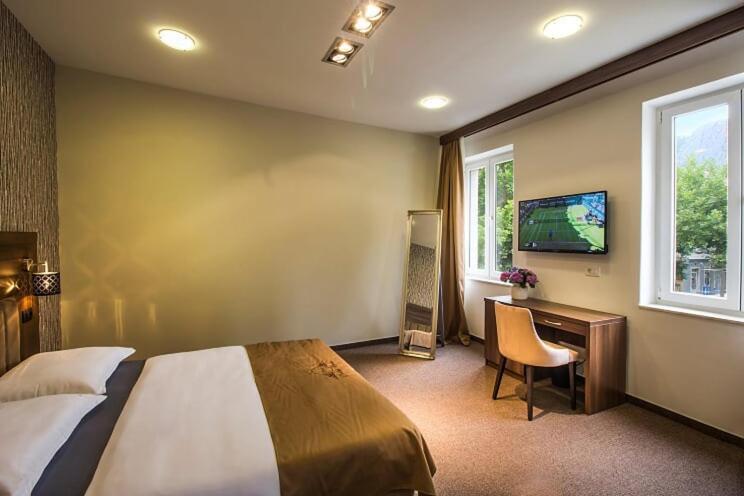 Central Luxury Rooms Omiš Zewnętrze zdjęcie