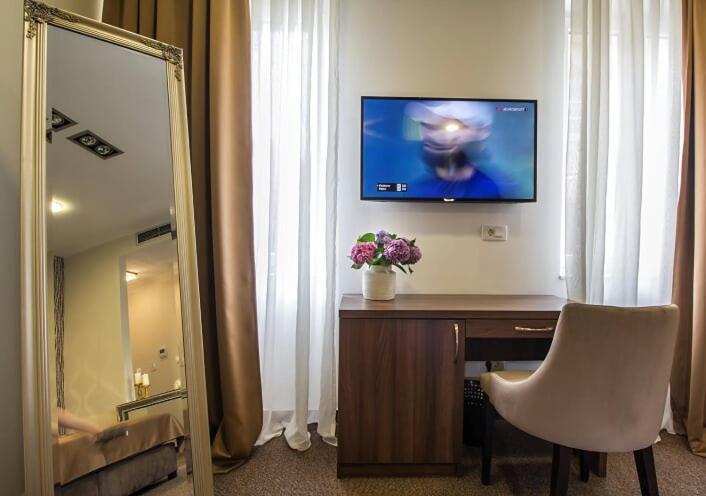 Central Luxury Rooms Omiš Zewnętrze zdjęcie
